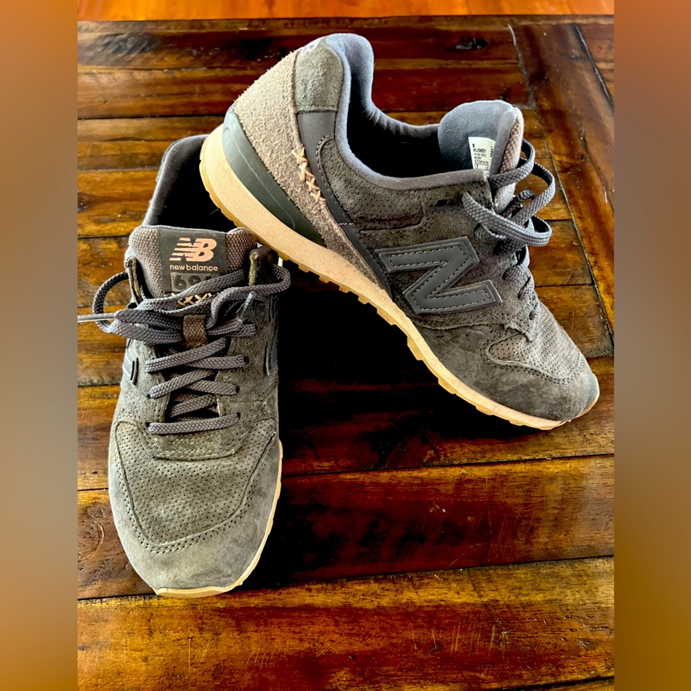 New Balance grey running shoes.